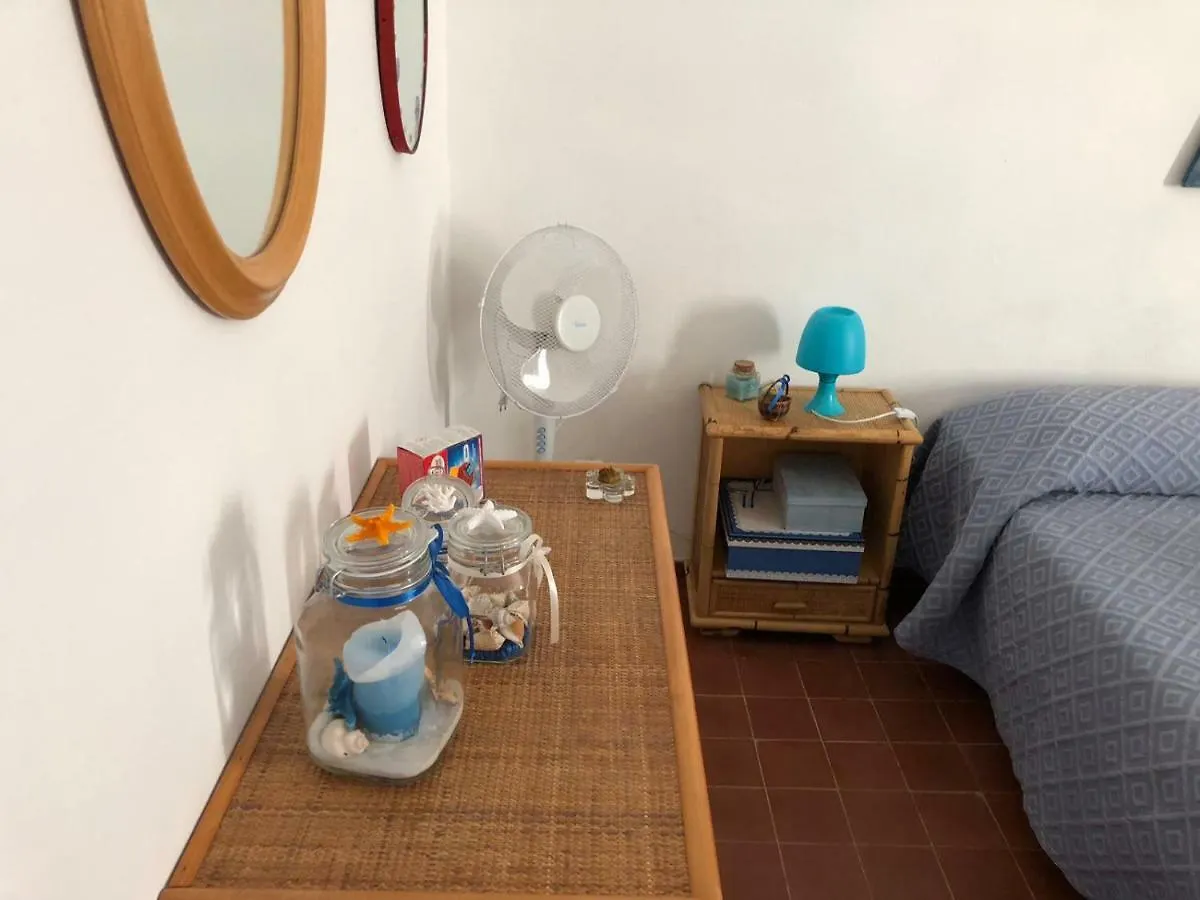 Guest House Punta Fram Madonna Delle Grazie 0*,  Italia